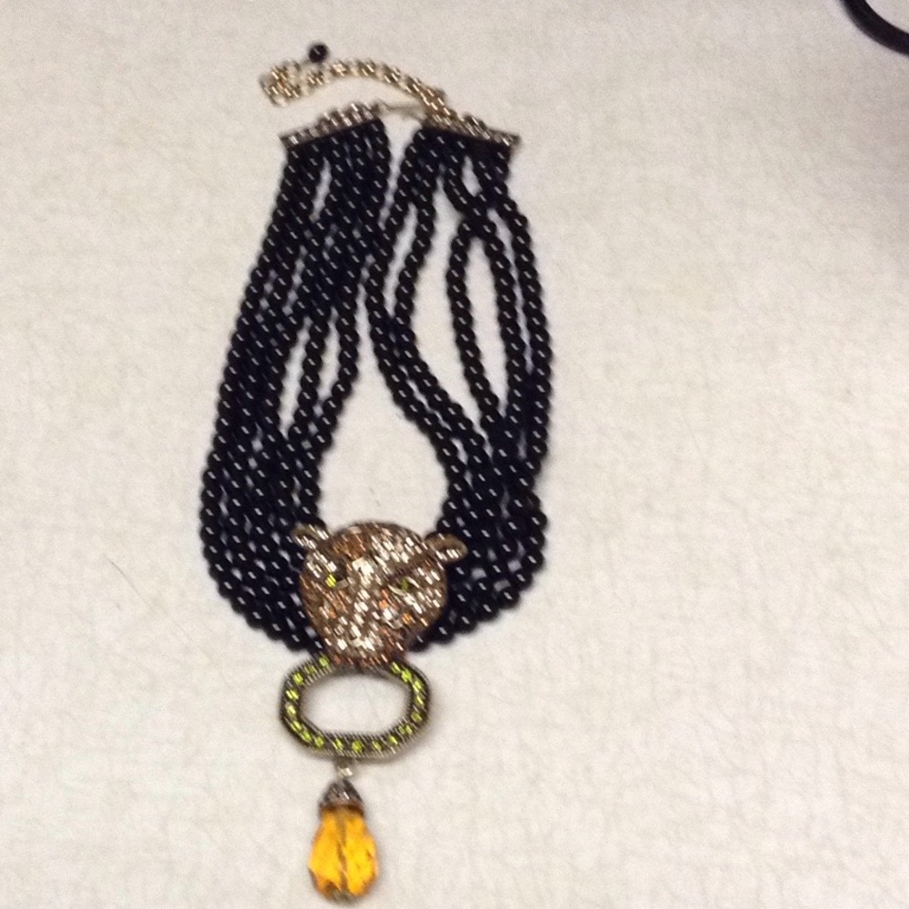 HEIDI DAUS CRYSTAL EMBELLISHED LIONS HEAD NECKLACE - Picture 4 of 4
